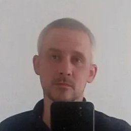 ������, ������, 33 ����