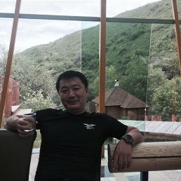 Derek, 48, 