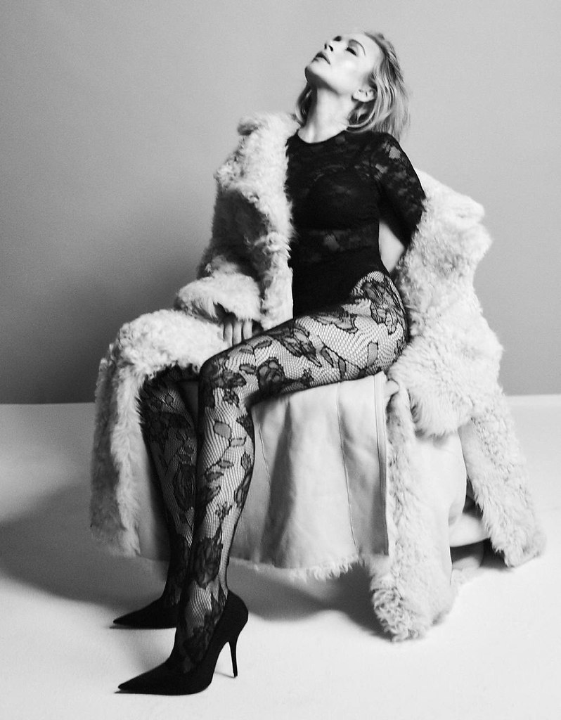      Elle Magazine - 8