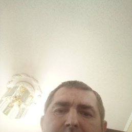 Vva, 53, 