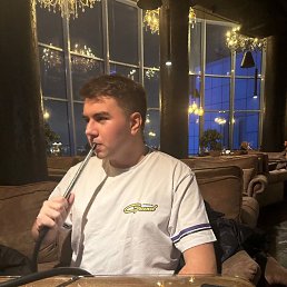 Dmitriy, 20, 