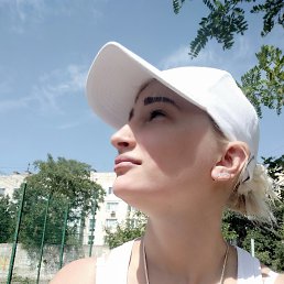 Iskra, 34, 