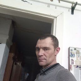 Aleksadr, 36, 