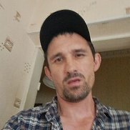 Nicolae, 40, 