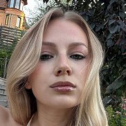 Veronika, 35 , 