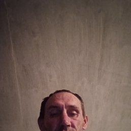 Arkadom, 48, 