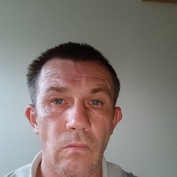 Grzegorz, 41, 