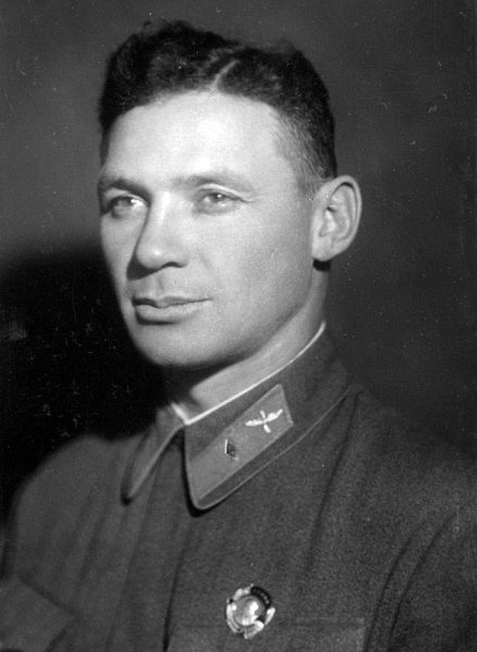Владимир Коккинаки — советский лётчик, заслуженный лётчик-испытатель СССР, генерал-майор авиации. ...