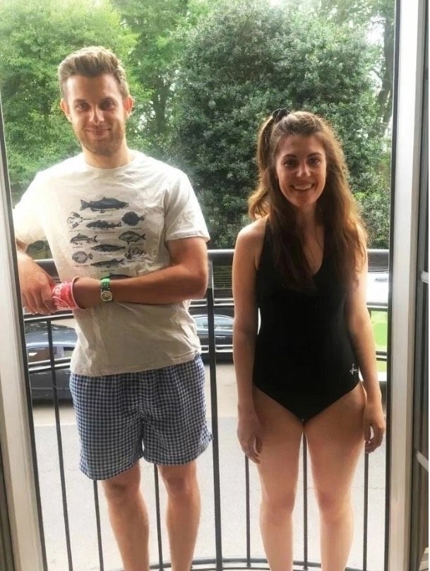 Пара, готовящаяся к свадьбе, рассказала всем, что познакомилась в колледже. Однако, когда мать ...