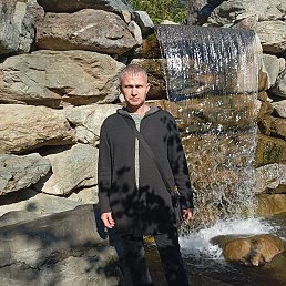 ������, 43 ����, �����-��������