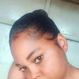 Priscilla, 22, -