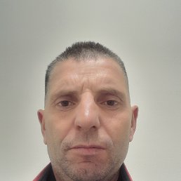 Albani, 41, 