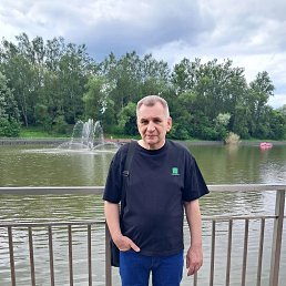 �����, 52 ����, ����������