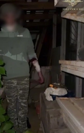 — Что делал молотком? — Бил по голове девочек. 16-летний школьник из Подмосковья никак не мог найти ... - 2