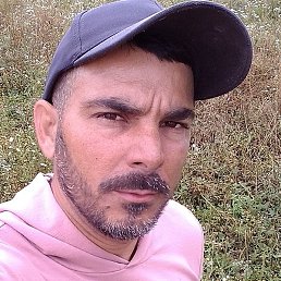 Yankiel, , 36 