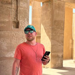 ������, ������, 33 ����