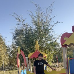 Marat, 26, 