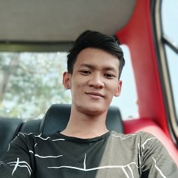 Dominic, 24, -