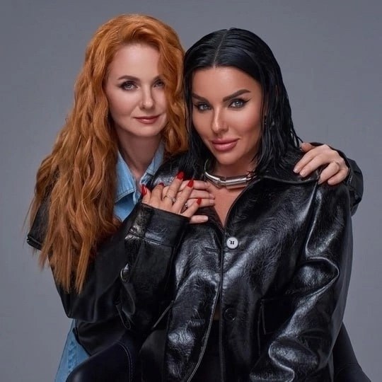  t.A.T.u. .-   