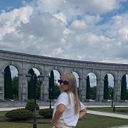 Sandra, 28 , 