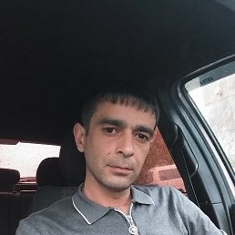 Arayik, 33, 