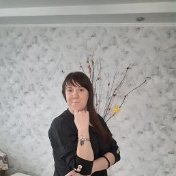 ���� Elena, �����, 44 ���� - ��������� 9 ������ 2026