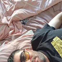 Zaur, 37, 