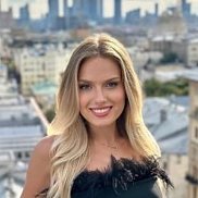 Alisa, 37 , 