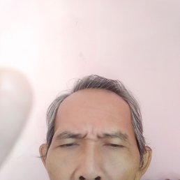 Toto kuswantoro Kuswantoro, 56, 