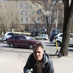 Evgenij, 37, 