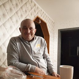 ������, ������, 42 ����