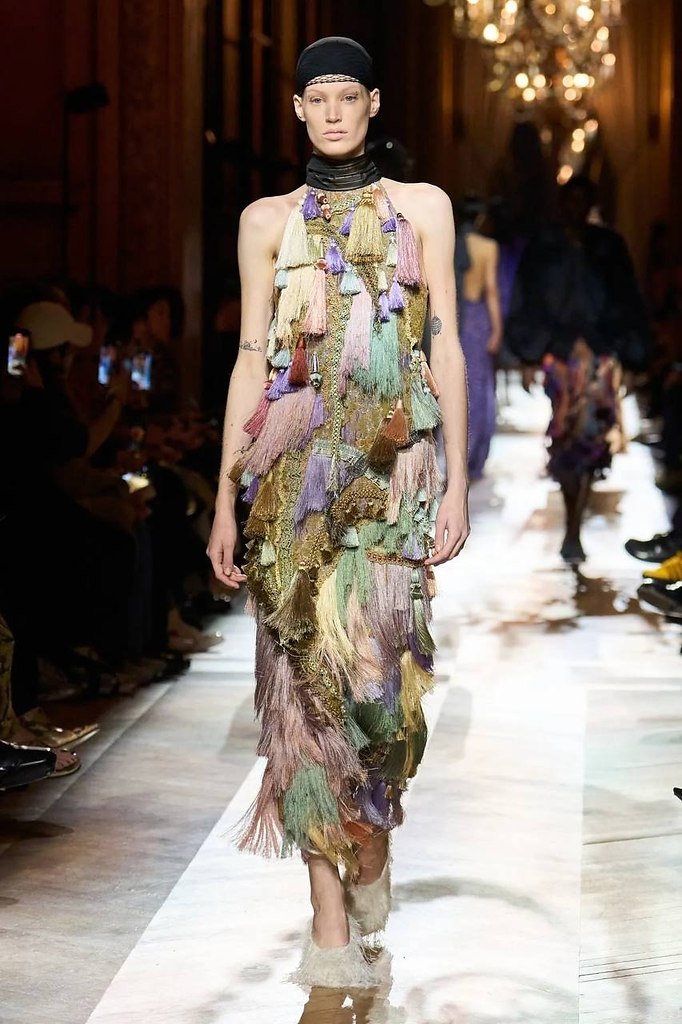     Dries Van Noten.         ... - 9