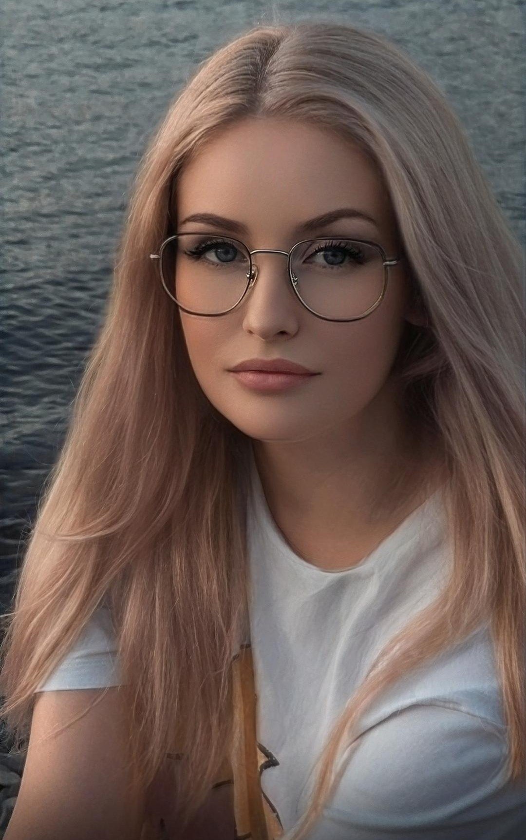  - 14  2025  23:22