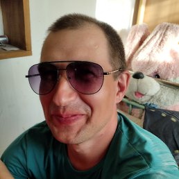 Александр, 35 лет, Москва Александр, 35 лет, Москва