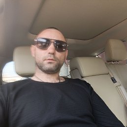 ��������, 36 ���, ����������