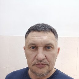 Sergei, 49, 