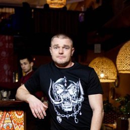 Alex, 39, 