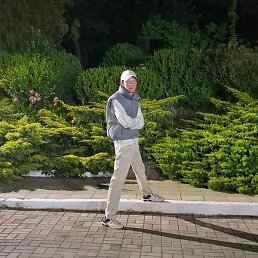 Konstantin, , 28 
