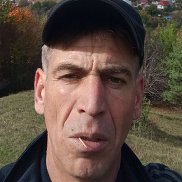 Ը, 43 , 