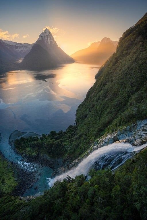 Milford Sound,  .