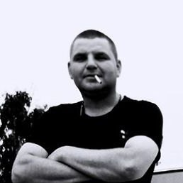 Petr, , 32 