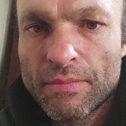 Egor, 44, 