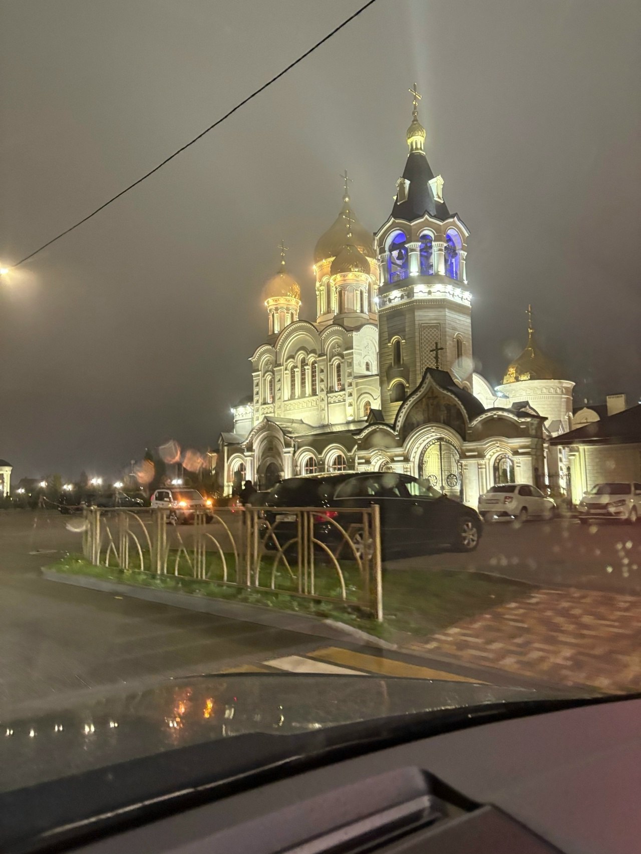 Святой Покров Пресвятой Владычицы нашей Богородицы. "Покров Пресвятой Богородицы — один из ... - 4