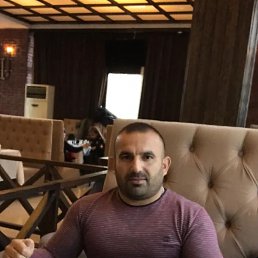 Seymur, 40, 