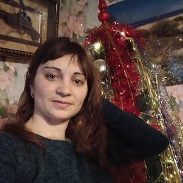 Irina, 30 , 