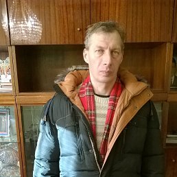 Oleg, 55, 