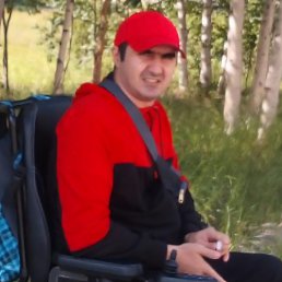 Isa, 38, 