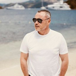 Denis, �����������, 61 ���