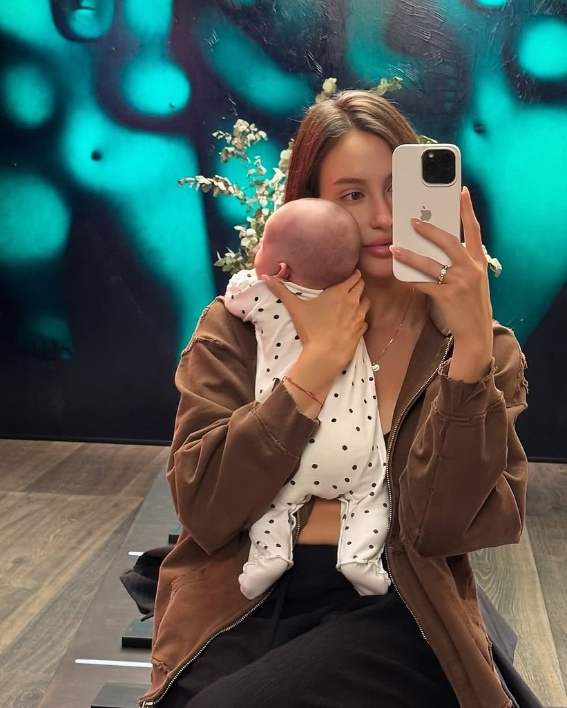 B ,   ,        ... - 3