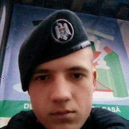 Darius, 27, 